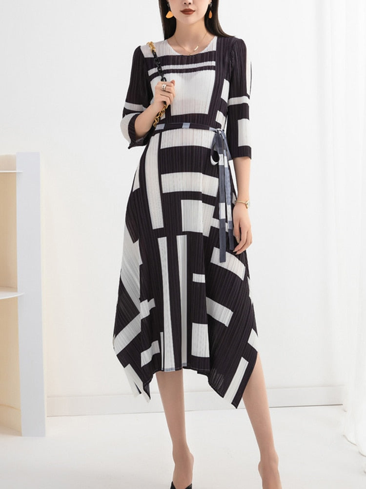 Pleated Color Block Plaid Midi Dress - Whiicka