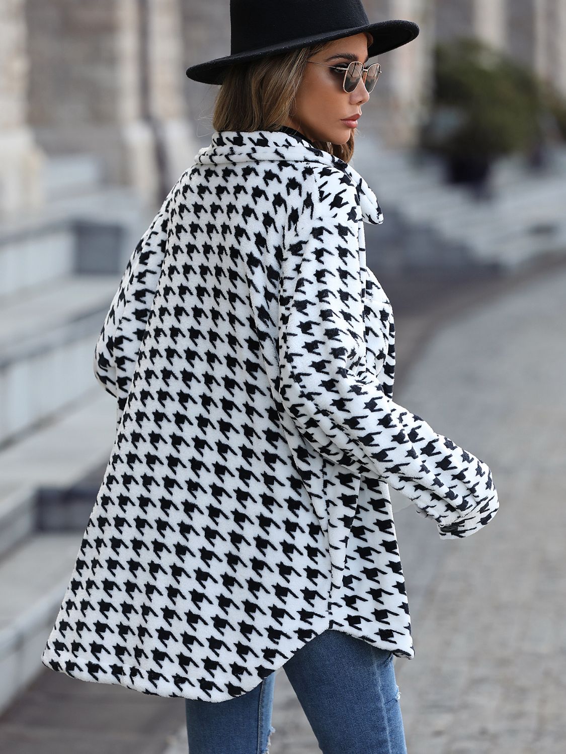 Houndstooth Button Down Jacket - Whiicka