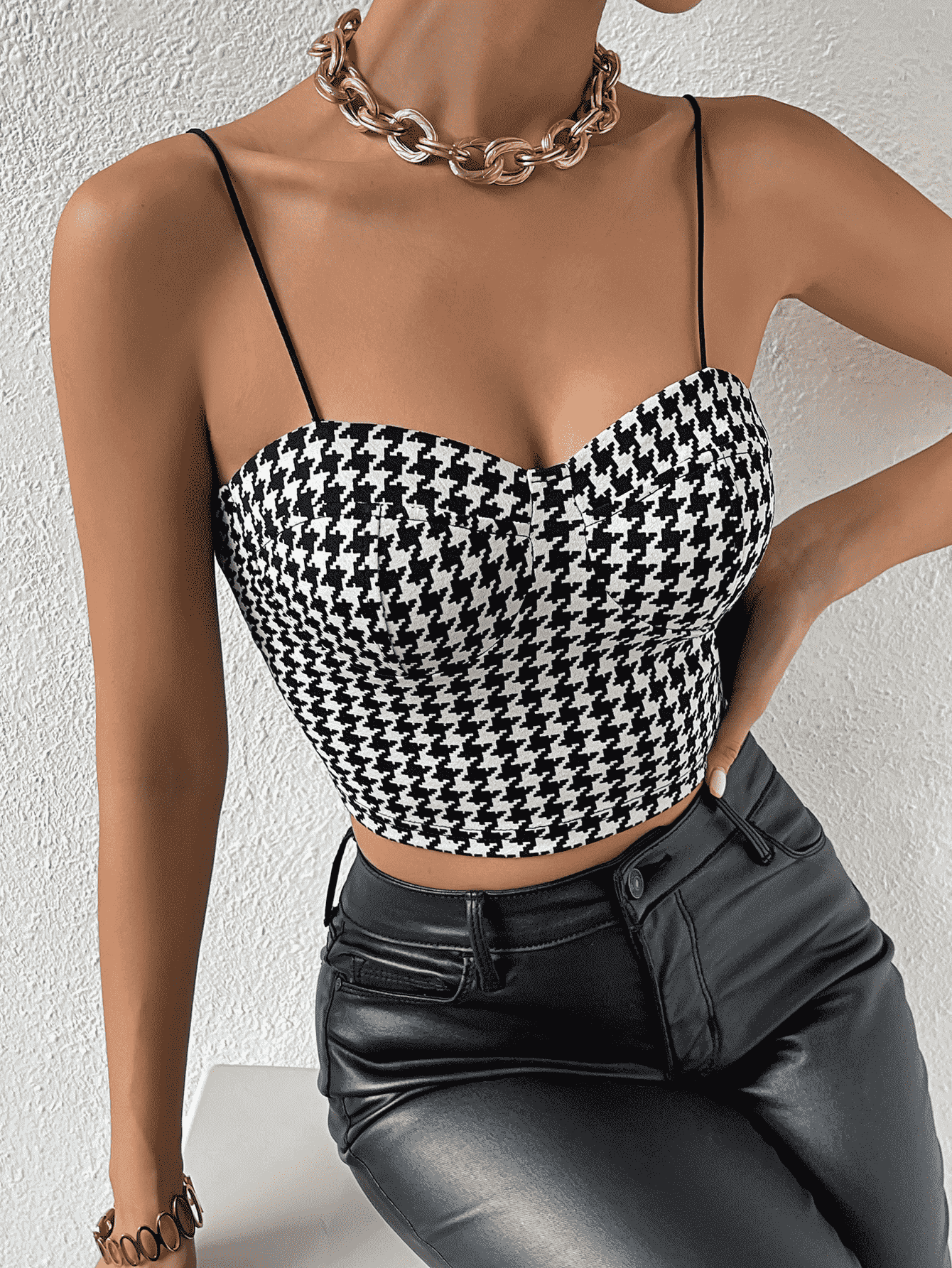 Sweetheart Neck Houndstooth Cami - Whiicka